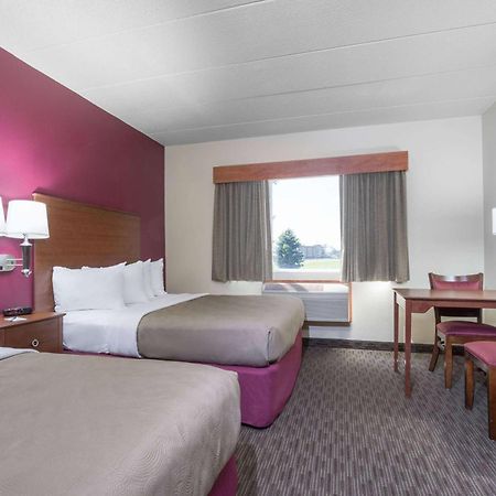 Americinn By Wyndham Baldwin Екстер'єр фото