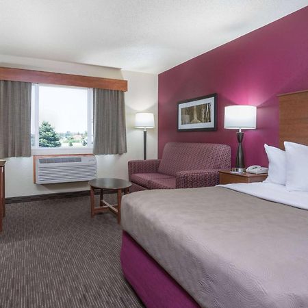 Americinn By Wyndham Baldwin Екстер'єр фото