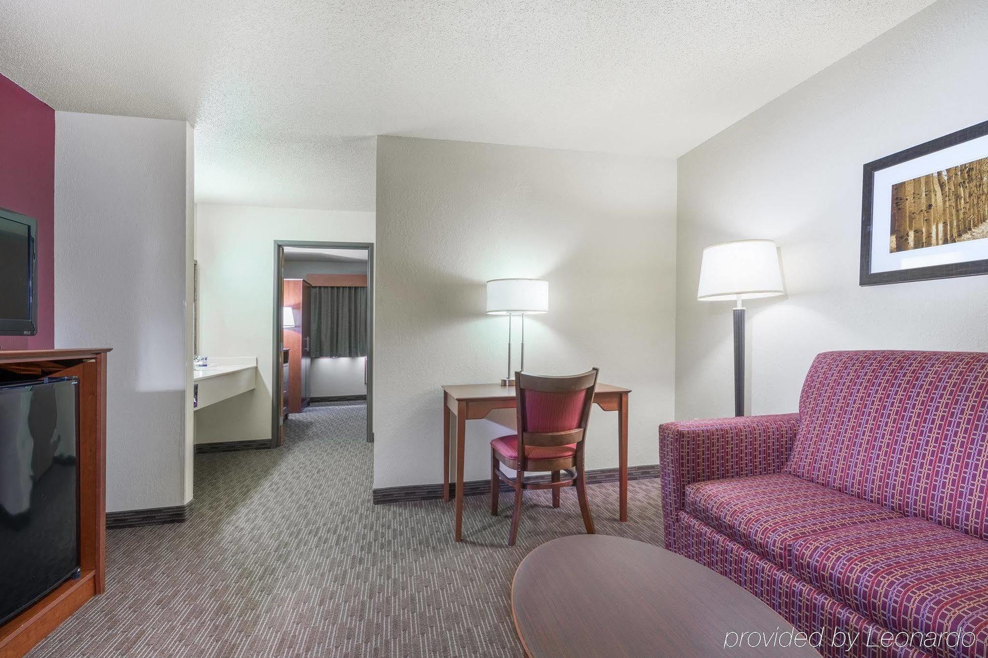 Americinn By Wyndham Baldwin Екстер'єр фото